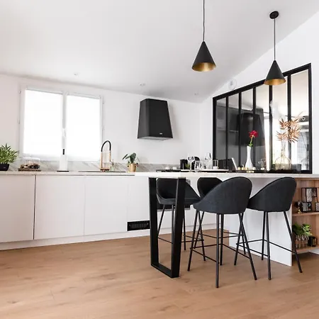 Apartament La Charmeuse *